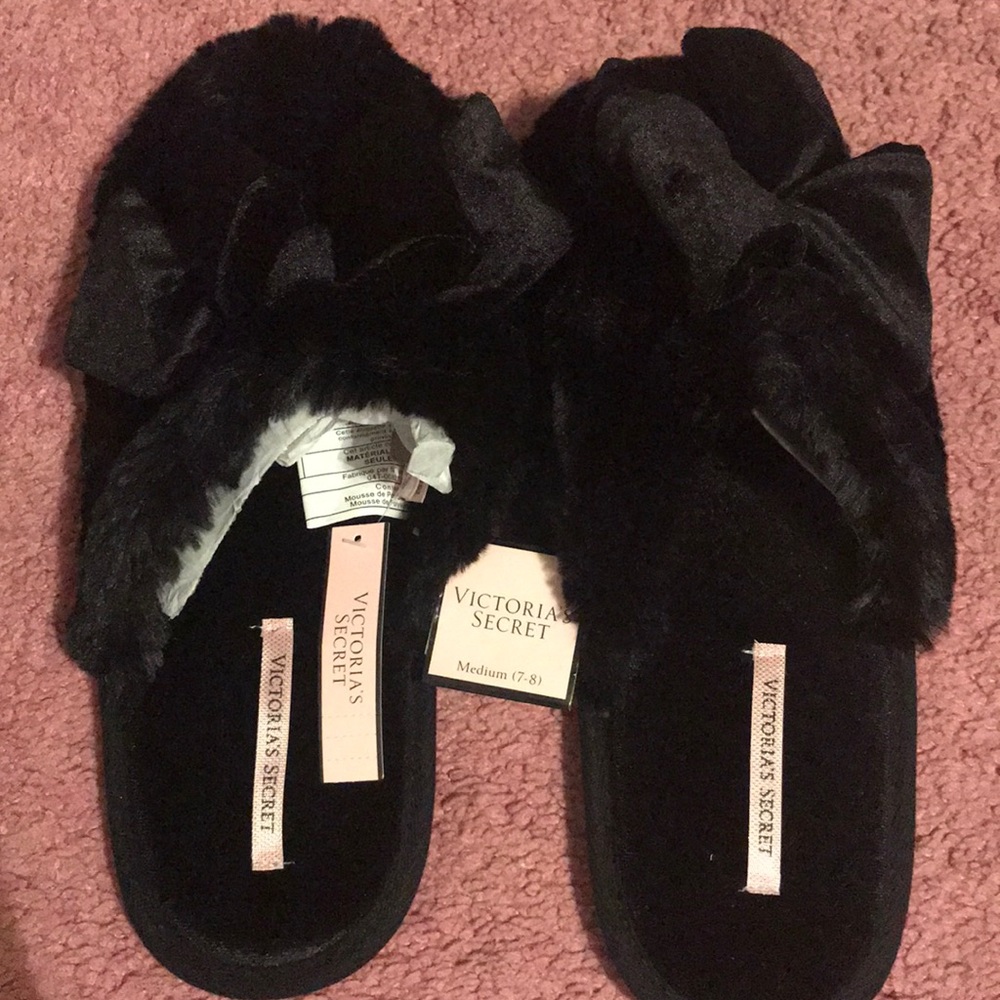 Brand new Victoria secret slippers